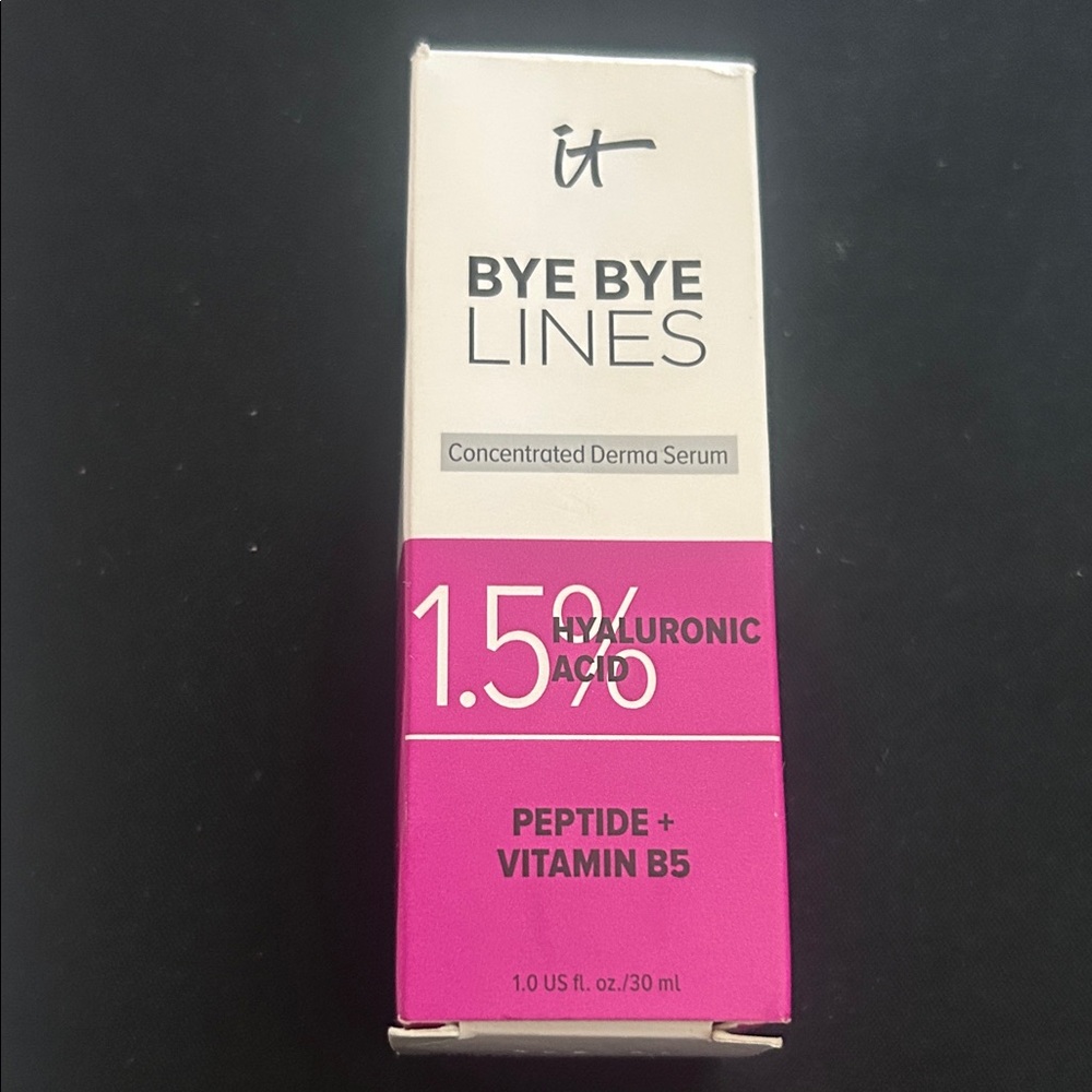 IT Cosmetics Bye Bye Lines Serum with Hyaluronic Acid
